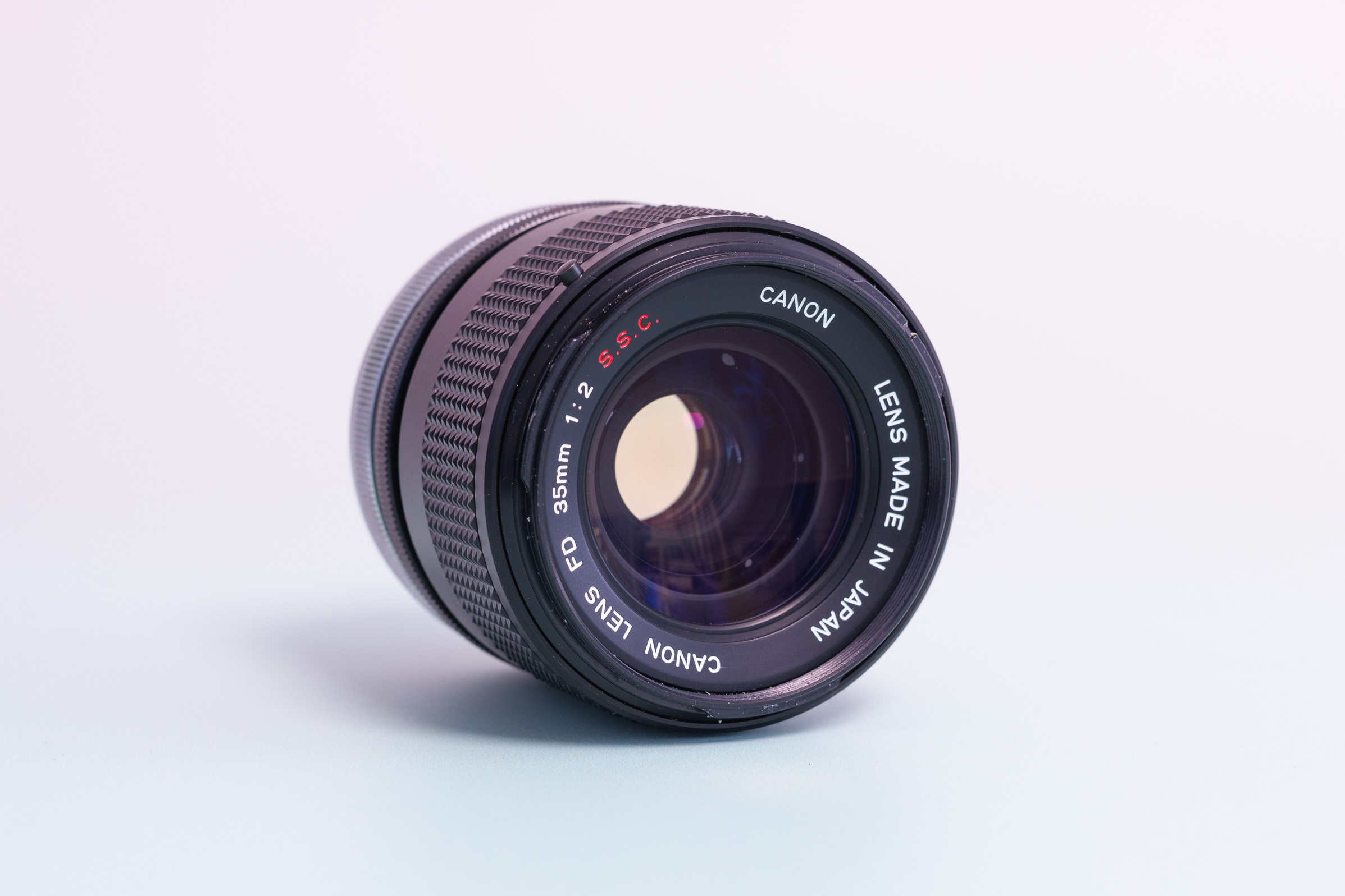 Canon lens FD 35mm f/2 S.S.C. Concave